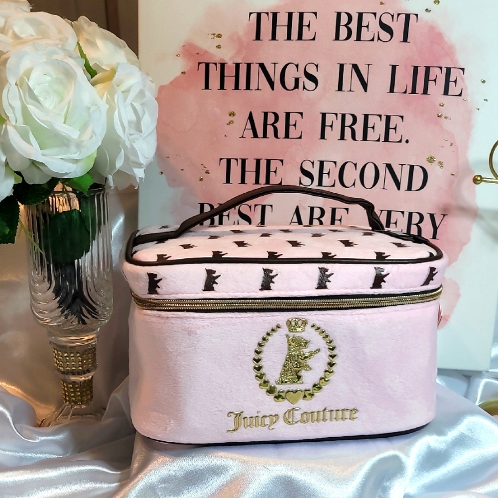 Juicy Couture Velvet  Pink Logo Cosmetic Case NWT